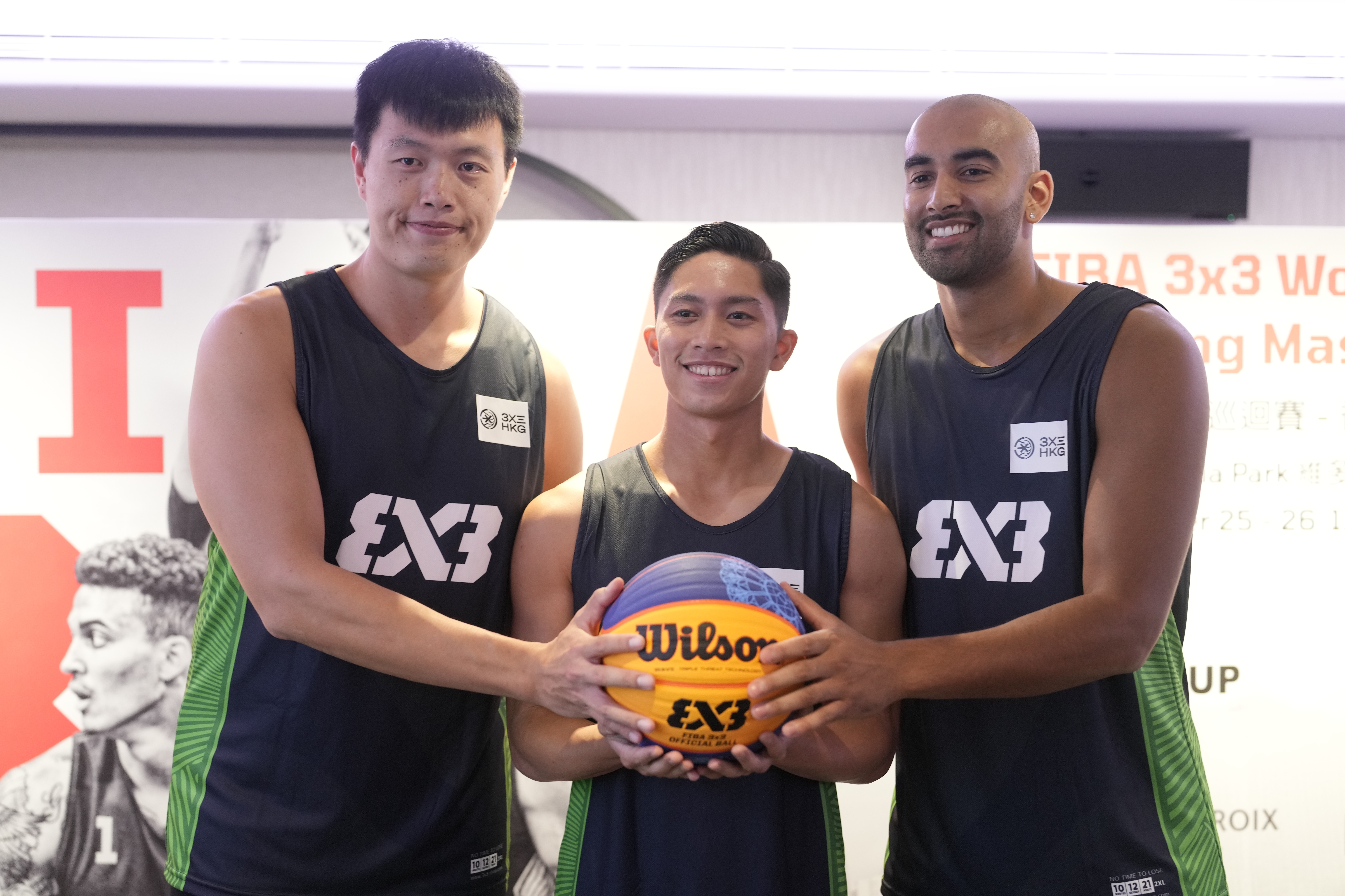 圖八：香港烏溪沙隊成為第 6 隊入圍香港大師賽 2023 的隊伍。<br/>
（左起：蔡龍德、許烜行及馬哈拉 Shaquille Maharaj） 